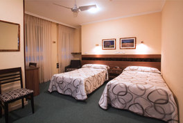 Habitación doble del hotel Castilla de Gijón